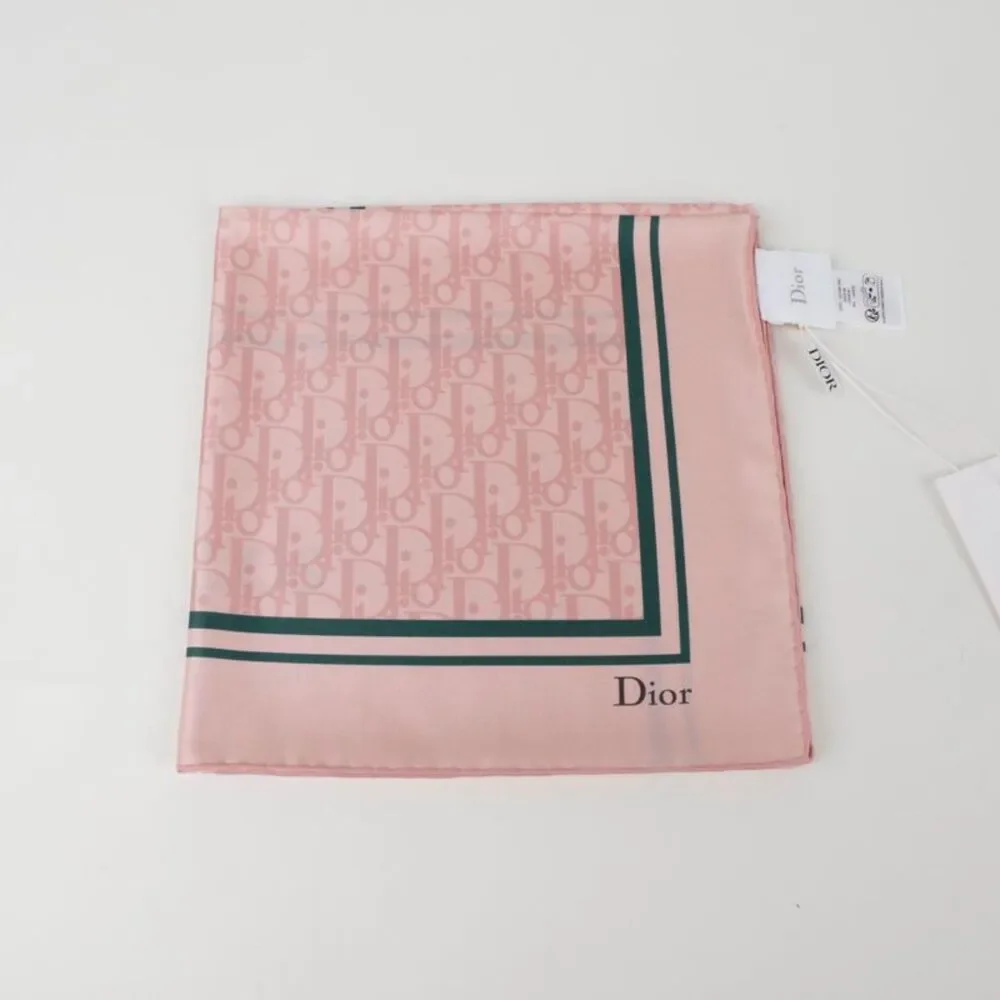 Square Scarf Cover
